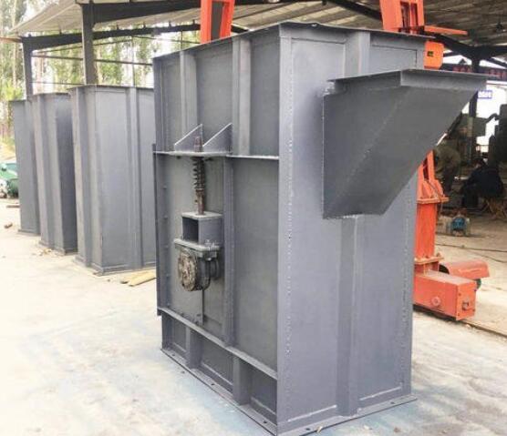 垂直斗式提升機的所有方面都已經具備了實用和改進的位置